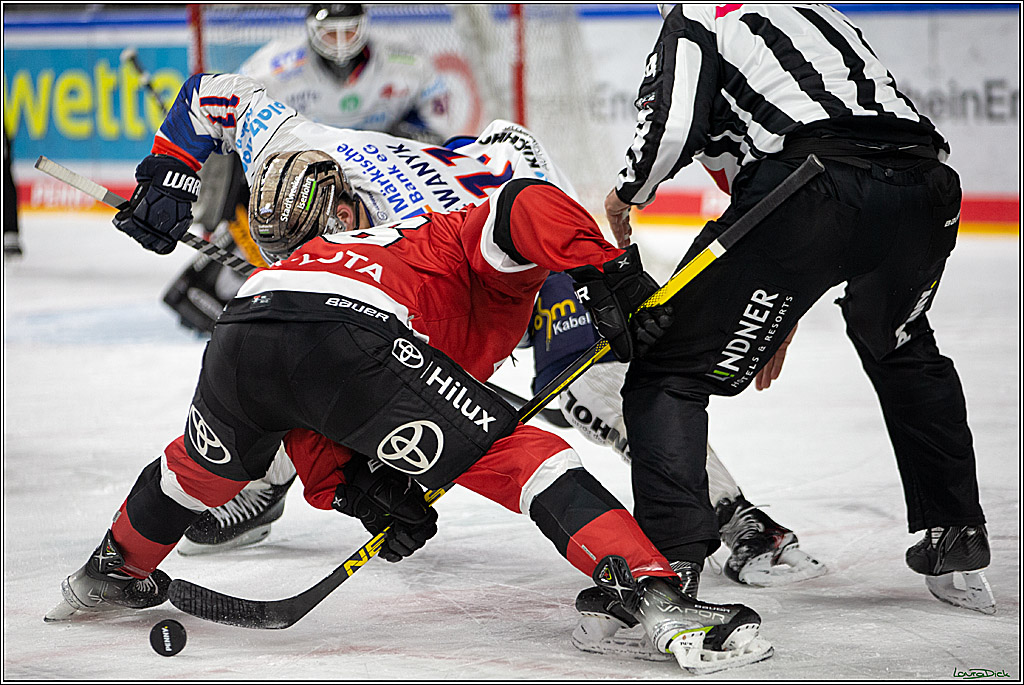 PENNY DEL;  Koelner Haie - Iserlohn Roosters; Koeln, 01.03.2022